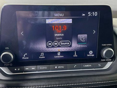 Certified 2023 Nissan Rogue SV FWD image 12