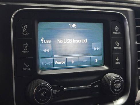 Used 2017 RAM 1500 Express image 28