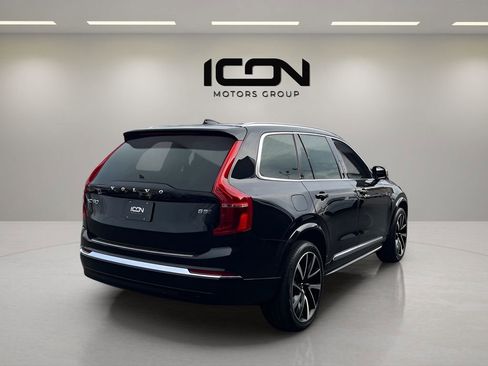 Used 2023 Volvo XC90 B5 Plus image 6