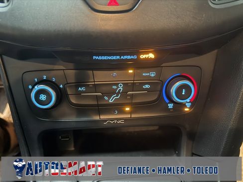 Used 2018 Ford Focus SE image 19