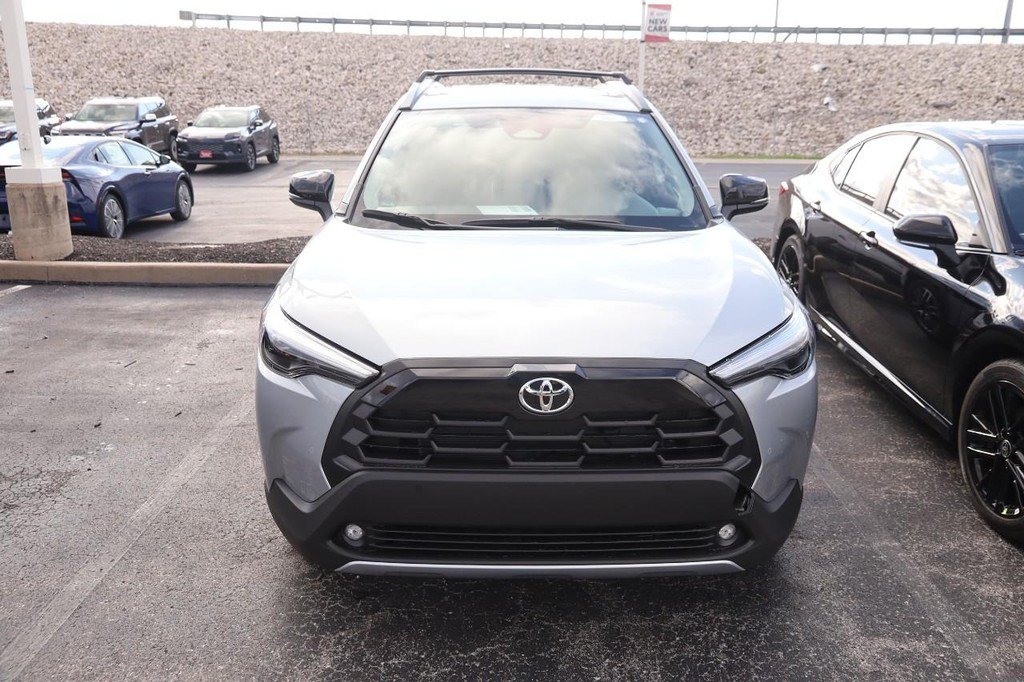 New 2026 Toyota Corolla Cross XLE w/ Convenience Package AWD/4WD image 3