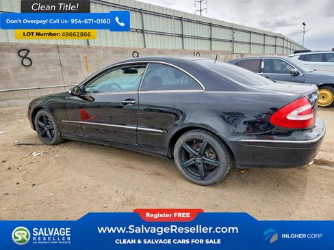 Used 2005 Mercedes-Benz CLK 320 Coupe image 3