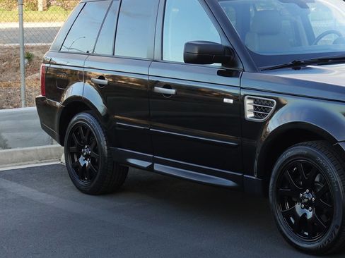 Used 2009 Land Rover Range Rover Sport HSE image 10