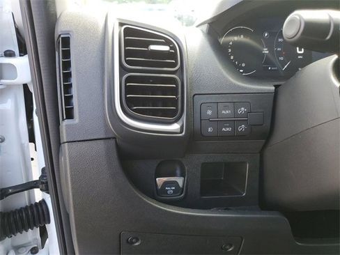 New 2024 RAM ProMaster 3500 w/ Quick Order Package 22G SLT image 19