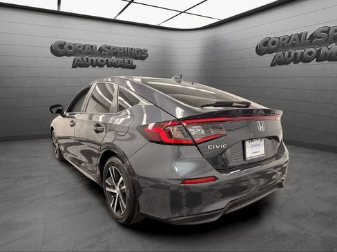 Used 2023 Honda Civic LX image 3