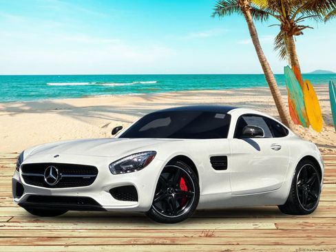 Used 2016 Mercedes-Benz AMG GT S image 2