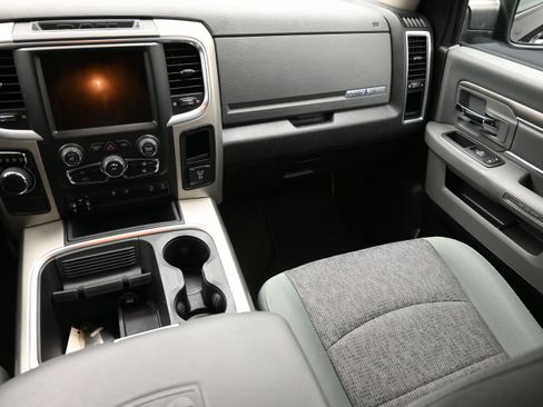 Used 2016 RAM 1500 Lone Star RWD image 39