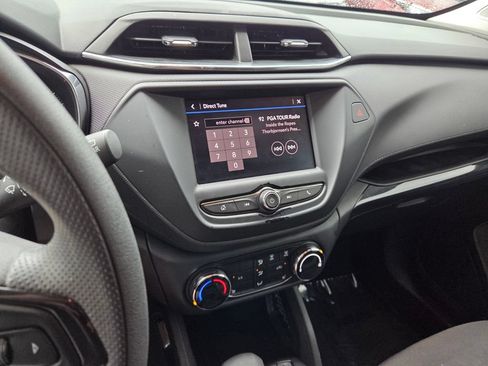 Used 2023 Chevrolet TrailBlazer LT FWD image 23