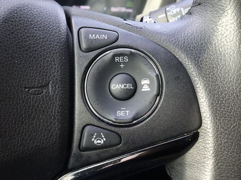 Used 2022 Honda HR-V EX-L image 28