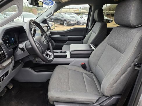 Used 2024 Ford F150 XLT w/ Mobile Office Package image 6