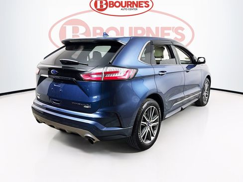 Used 2019 Ford Edge Titanium w/ Equipment Group 301A AWD/4WD image 12