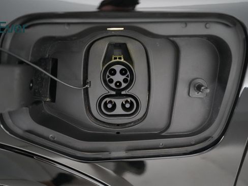 Used 2024 Chevrolet Equinox EV RS FWD image 10