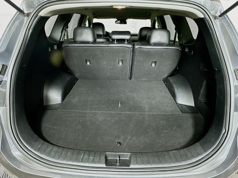 Used 2019 Hyundai Santa Fe SE FWD image 27
