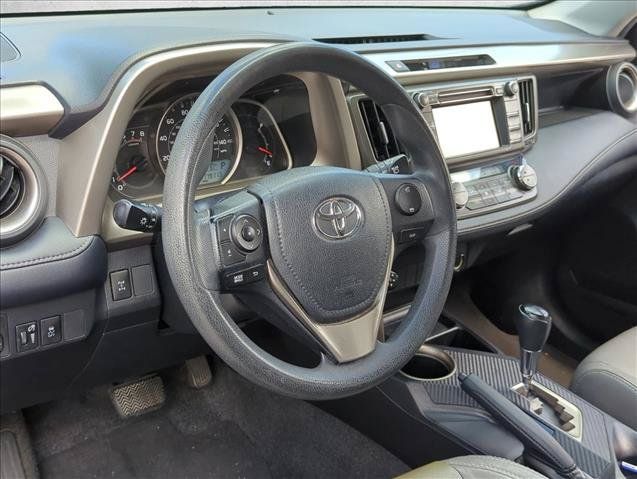 Used 2013 Toyota RAV4 XLE AWD/4WD image 9