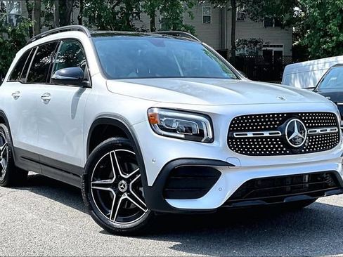 Certified 2023 Mercedes-Benz GLB 250 4MATIC image 1