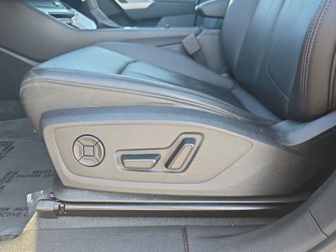 Used 2025 Audi Q3 2.0T Premium AWD/4WD image 25