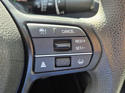 Used 2023 Honda Accord EX image 25