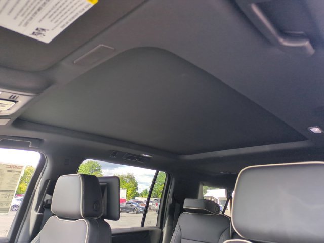 New 2026 GMC Yukon XL Elevation w/ Elevation Premium Package AWD/4WD image 27