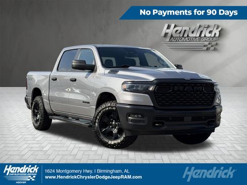Used 2025 RAM 1500 Warlock AWD/4WD image 1