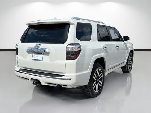 Used 2022 Toyota 4Runner Limited AWD/4WD image 3