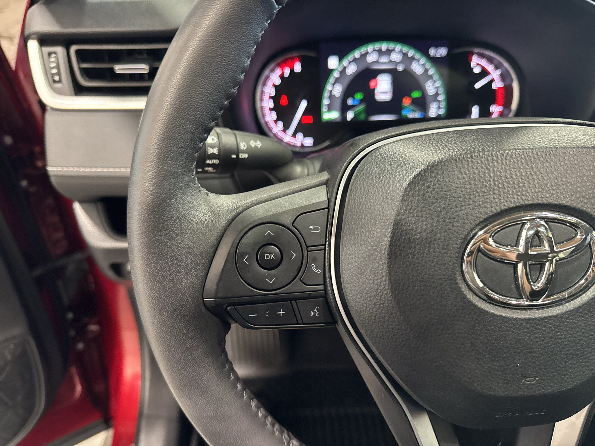 Used 2024 Toyota RAV4 XLE Premium w/ Weather Package AWD/4WD image 27