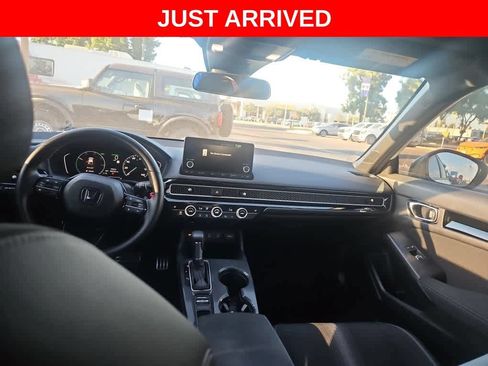 Used 2025 Honda Civic Sport image 10