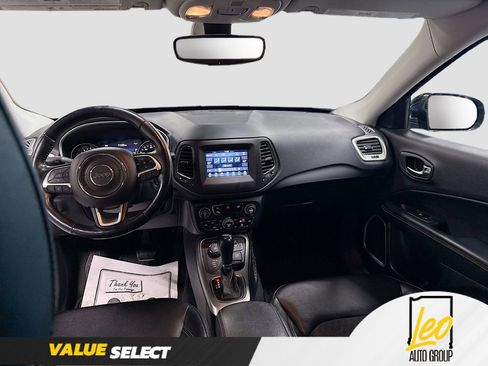 Used 2018 Jeep Compass Latitude w/ Popular Equipment Group AWD/4WD image 22