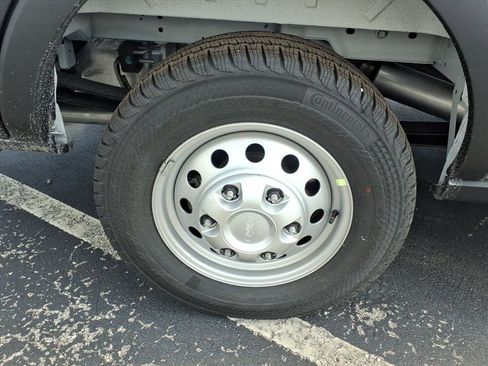 New 2025 Ford Transit 250 148 Medium Roof image 14