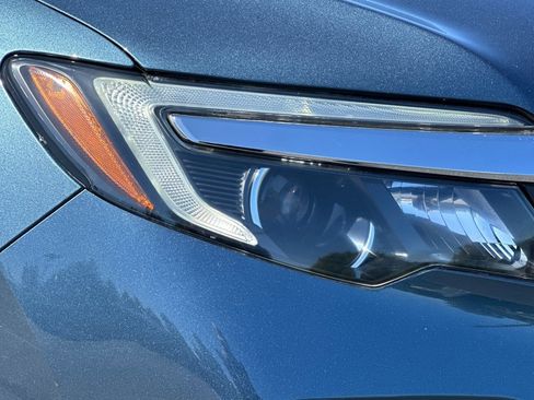 Used 2018 Honda Pilot EX-L image 11