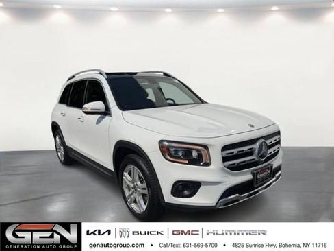Used 2020 Mercedes-Benz GLB 250 4MATIC image 1