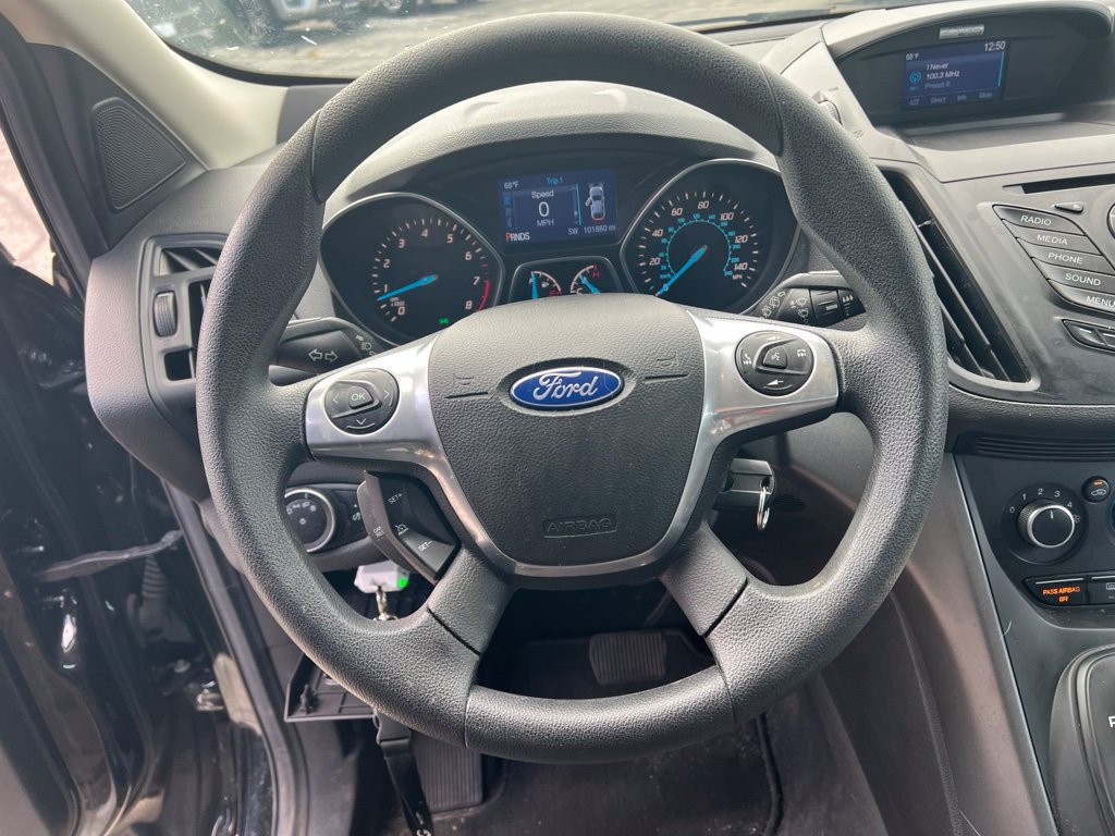 Used 2015 Ford Escape S FWD image 3