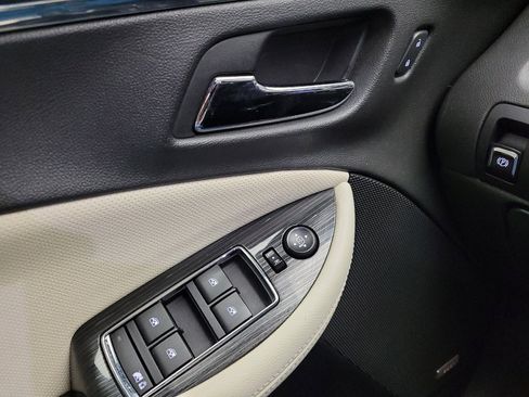 Used 2019 Chevrolet Impala Premier FWD image 27