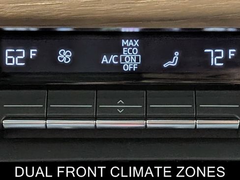 Used 2022 Audi e-tron GT Premium Plus image 28