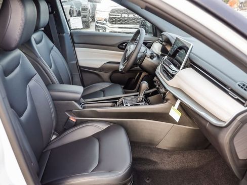 New 2026 Jeep Compass Limited image 17