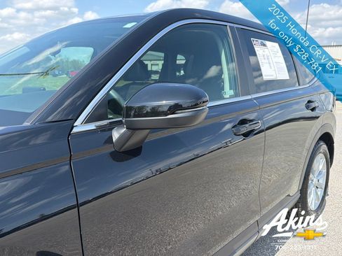 Used 2025 Honda CR-V EX image 12