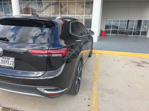 Used 2021 Buick Envision Essence w/ Technology Package I FWD image 8