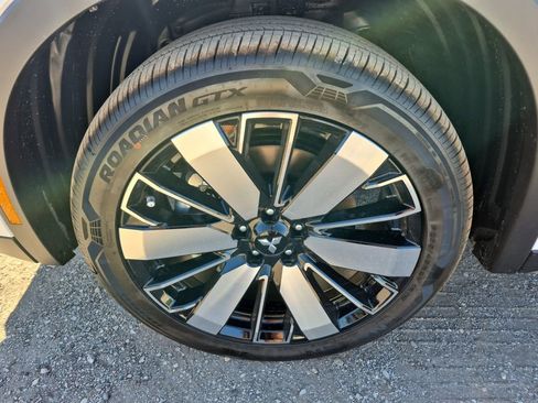 New 2026 Mitsubishi Outlander SE image 66