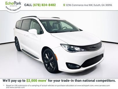 Used 2018 Chrysler Pacifica Touring-L w/ Premium Audio Group