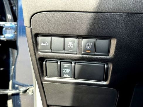 Used 2023 Nissan Armada Platinum w/ Cargo Package image 14