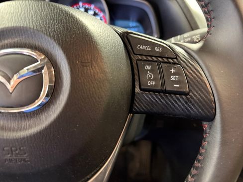 Used 2015 MAZDA MAZDA3 i Touring w/ Technology Package image 22