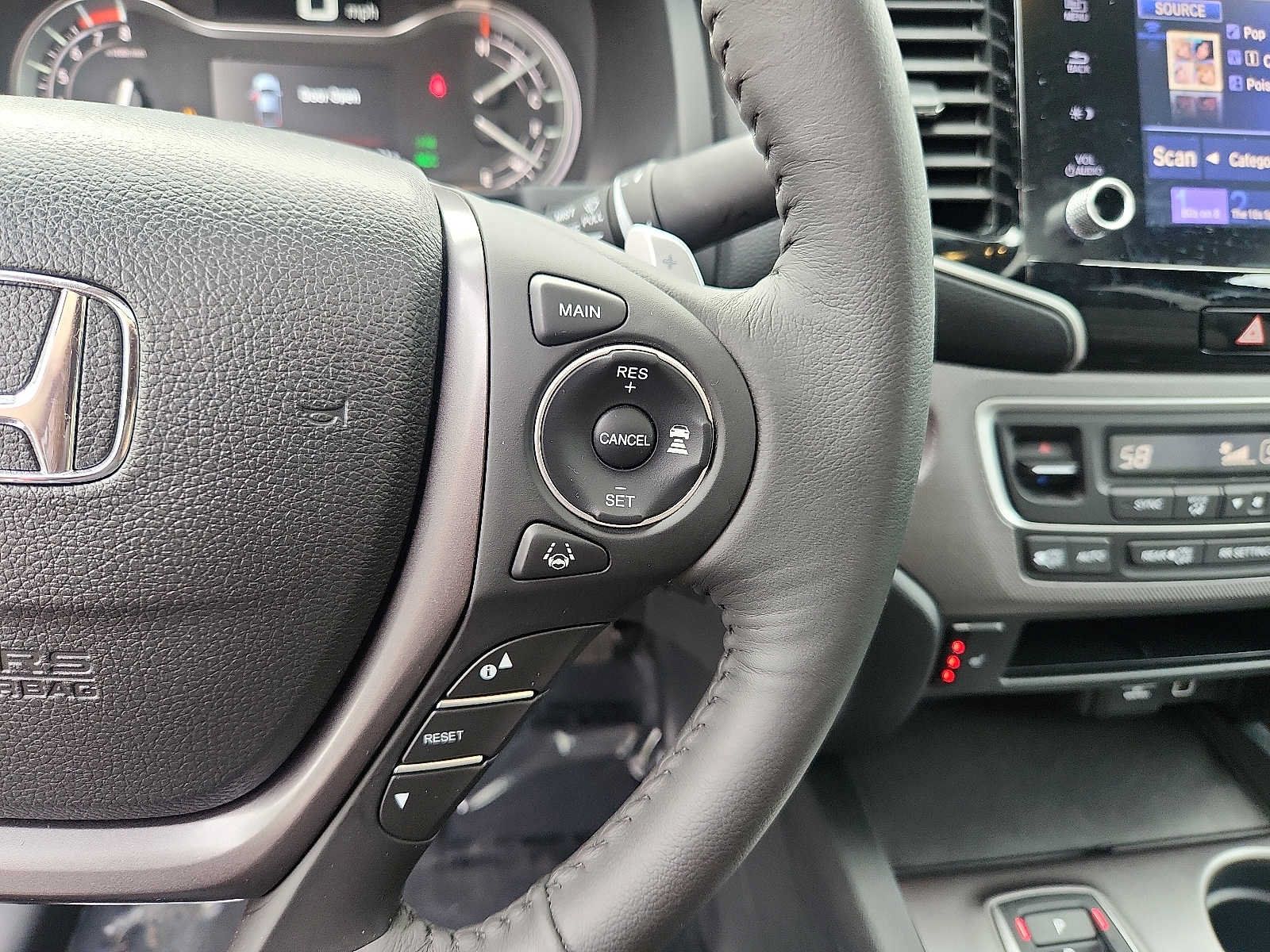 Certified 2023 Honda Ridgeline RTL image 21