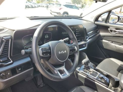 Certified 2024 Kia Sportage EX image 20
