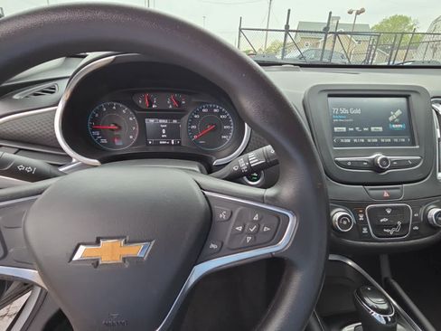 Used 2016 Chevrolet Malibu LT FWD image 16