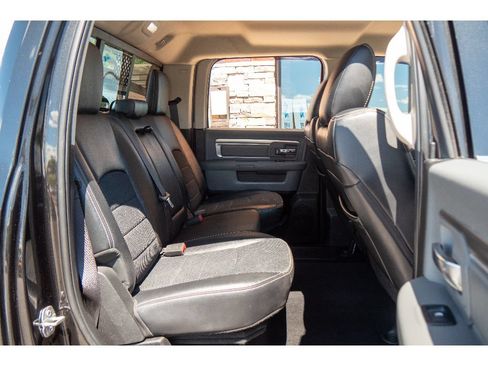 Used 2018 RAM 2500 Big Horn AWD/4WD image 19