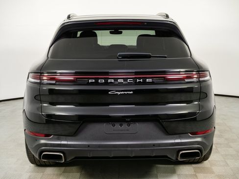 Certified 2024 Porsche Cayenne image 29