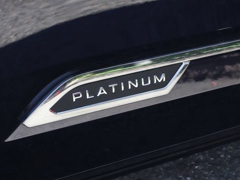 Used 2025 Toyota Tundra Platinum AWD/4WD image 58