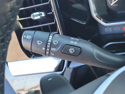 New 2026 GMC Sierra 1500 Elevation image 25