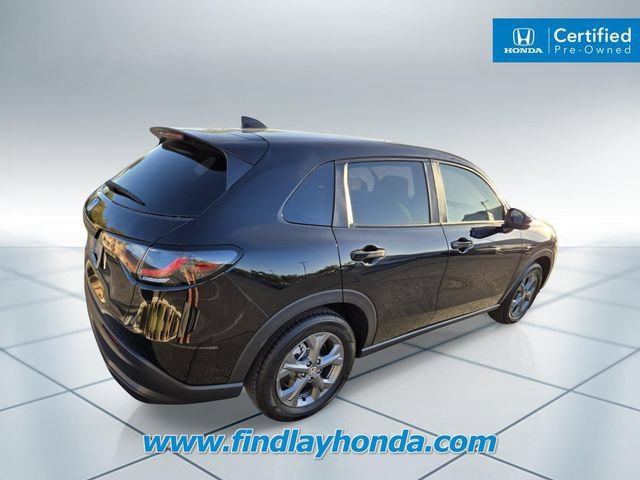 Certified 2027 Honda HR-V LX image 4