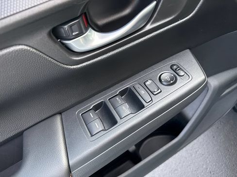 Certified 2025 Honda CR-V Sport image 10