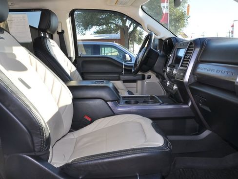 Used 2021 Ford F250 Limited image 16